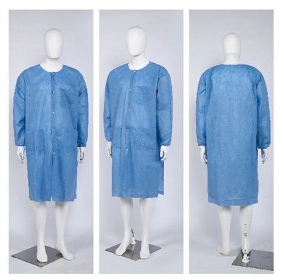 125×150cm 직무가 아닌 PP SMS 일회용 수술용 의학적 흰색 실험실 코트 주머니